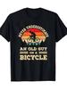 Ein Interessantes 'Unterschätze niemals einen alten Mann auf einem Fahrrad' Grafik-T-Shirt - Kurzärmelig