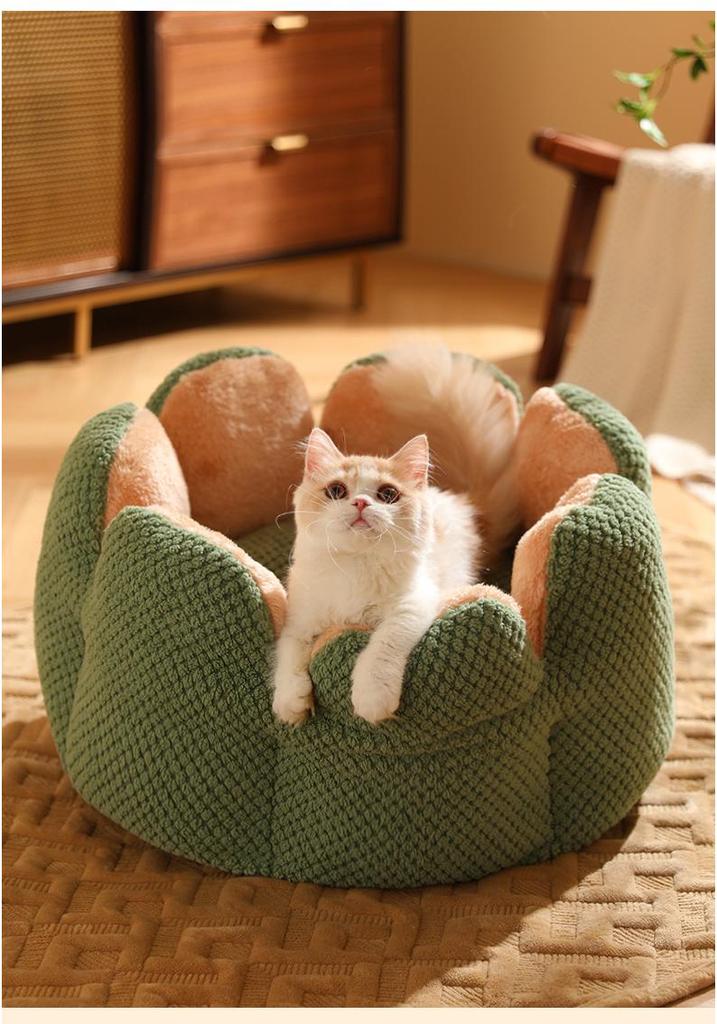 Cactus Petal Shape Pet Nest - Large, Soft, and Warm Sleeping Mat for Cats and Dogs