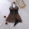 Rochie Sexy din Plasă pentru Femei cu Imprimeu Leopard și Patchwork din Dantelă, Decolteu în V cu Bretele Subțiri, Decupată, Bodycon, Croială Strâmtă