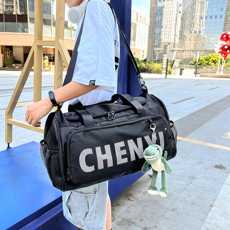 Large Capacity Travel Bag for Men and Women - Perfect for Short Business Trips, Gym, and Sports