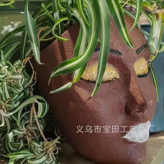 Resin face head flower pot Resin wall-mounted flower pot Indoor room Outdoor garden Wall decoration