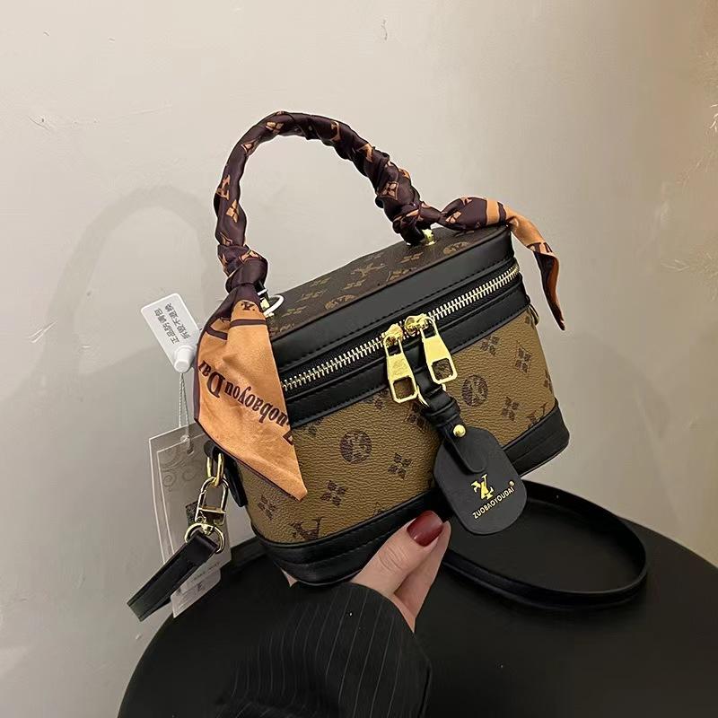 Malá čtvercová dámská crossbody taška  vintage messenger taška  velkokapacitní batoh  PU potisk  francouzská móda  vysoká kvalita  popruh