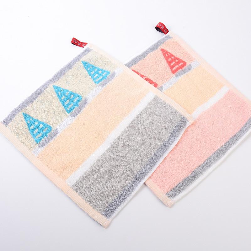 1Pcs 25x25cm Thicken Cotton Cartoon Love Bear Small Square Face Hand Towel With Loop Portable Absorbent Soft
