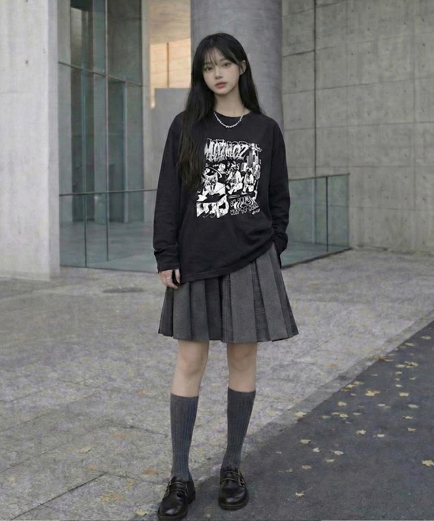 MOZMOZ Commuting Cat Graphic Pigment Long Sleeve Black