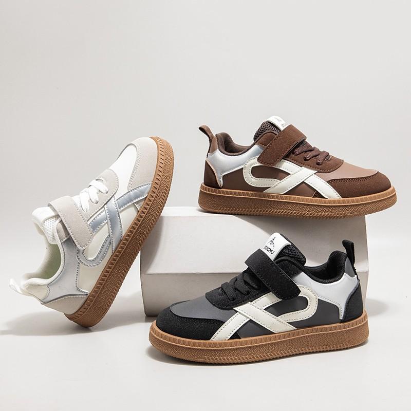 Children's sports shoes autumn 2025 new boys casual shoes breathable student little white shoes soft sole girls board shoes tide