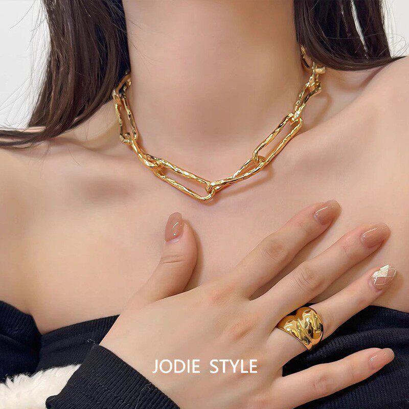 

and Summer Heavy-Duty Gold Chain Metal Trendy Necklace for Women, European and American Light Luxury Niche Design, Exaggerated Choker Clavicle Chain A Gold