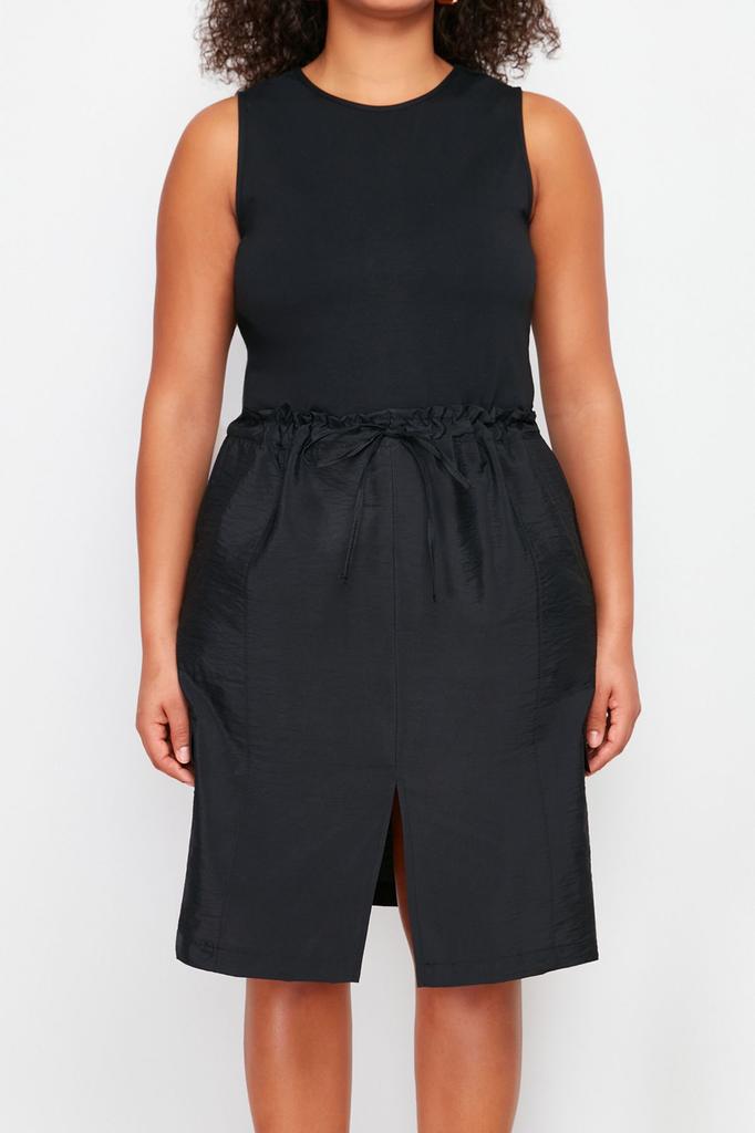 Women's Style Plus Size Black A-Line Woven Dress