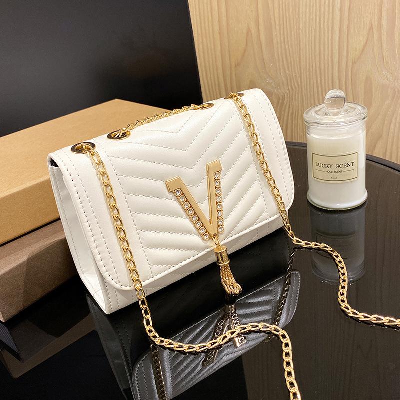 Retro fashion versatile shoulder women's bag twill fringed diamond decorative small square bag