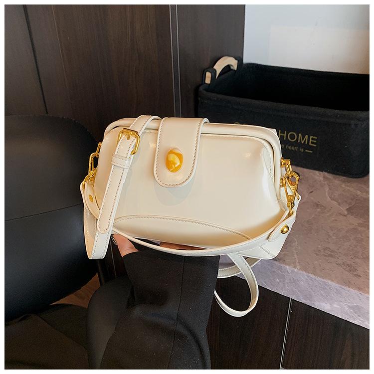 

Маленькая квадратная сумка женская новая портативная на плечо сумка-мессенджер модный тренд изысканная женская сумка белый