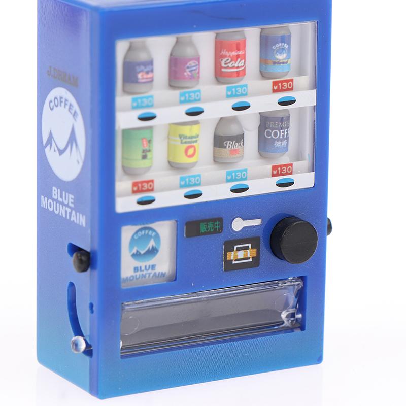 1: 12 Doll House Mini Ornaments Simulated Drinks Selling Airport Scenery Props