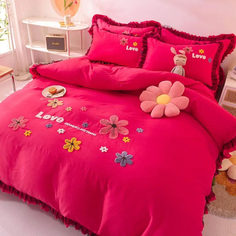 4pcs/set Non-Slip Bed Skirt Quilt Cover Pillowcase Four Piece Sets Princess Lace Quilt Cover Delicate Embroidery Soft Bedding Set