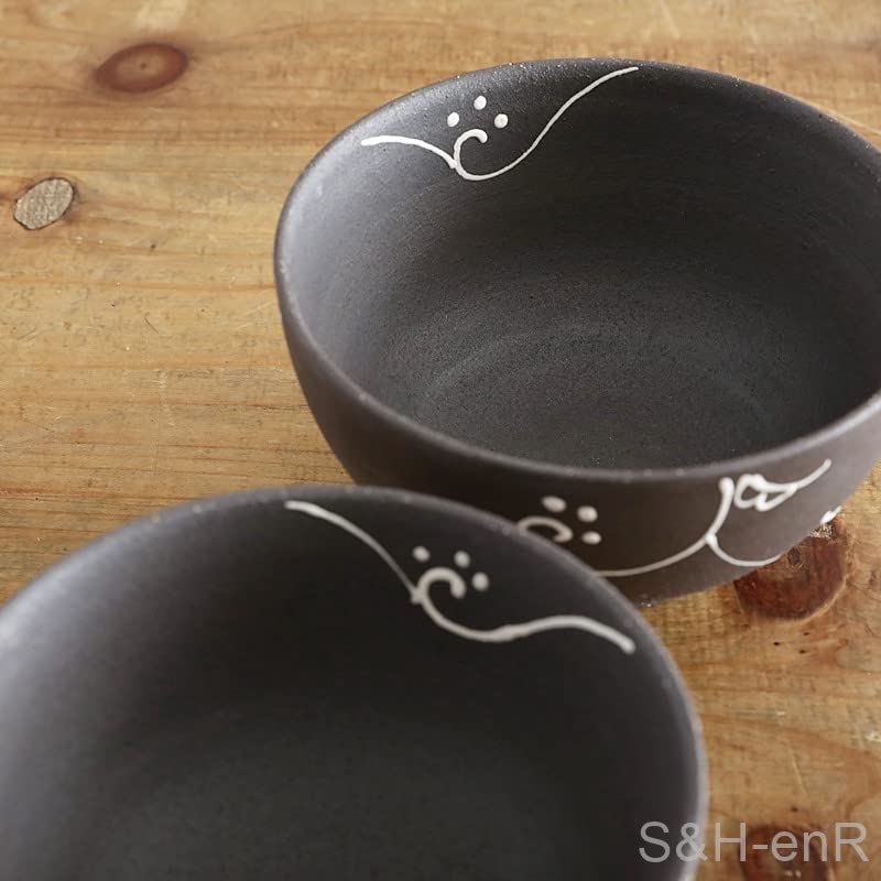 Arita ware pair of rice bowls, Higashihara kiln, with a white floral arabesque pattern. A stylish, modern, and elegant rice bowl set.