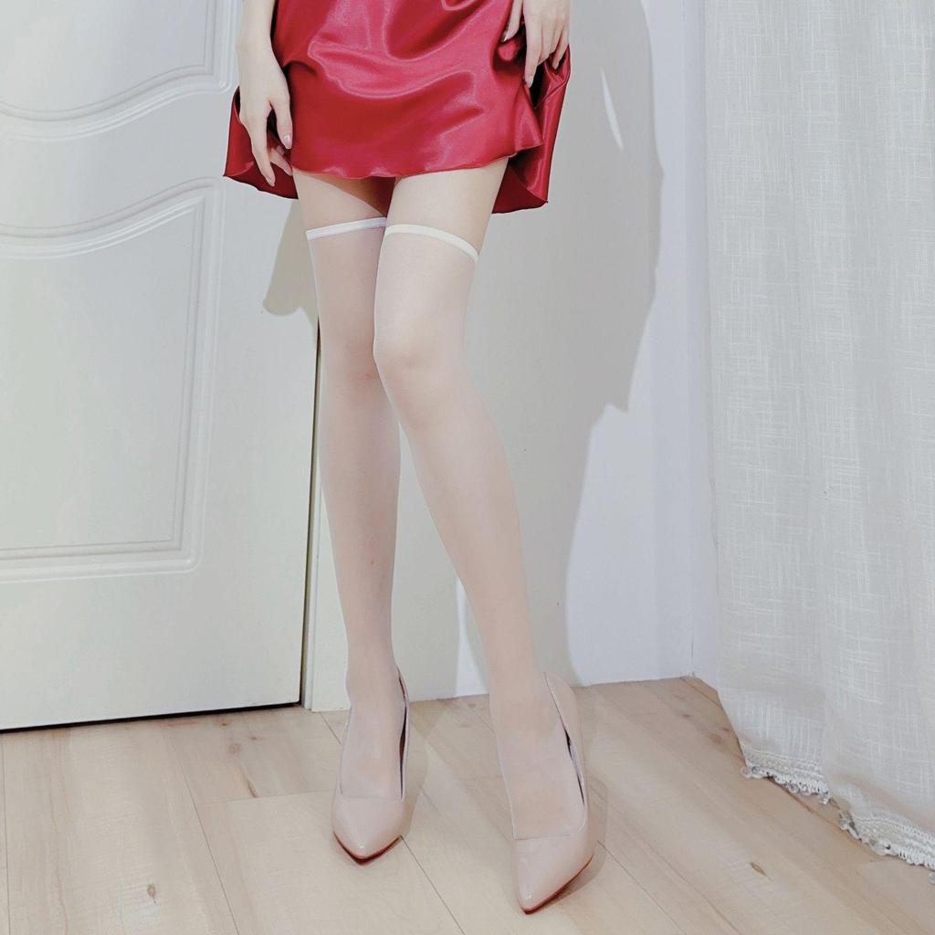Ultra-thin Black Over-the-Knee Sheer Stockings with Shaped Toe