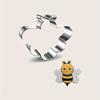 1pc Bee-Shaped Stainless Steel Cookie Cutter - DIY Baking Mold for Charming Honeycomb & Bee Design Cookies, Durable