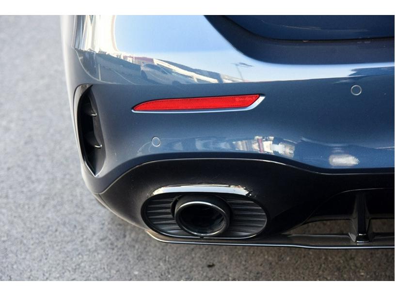Black Dual/Quad Exit Tailpipe for Mercedes-Benz A-Class A200 A220 W177, A35, A45, AMG Rear Lip
