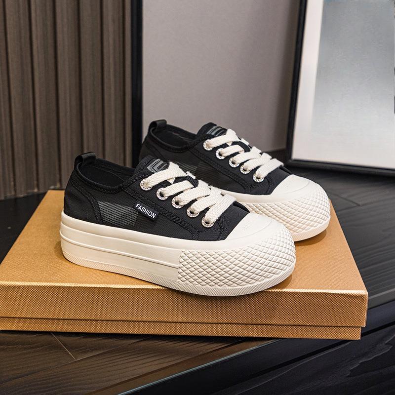 

Дышащая обувь Женские повседневные кеды на толстой подошве Тонкие противоскользящие и износостойкие туфли из сетки с неглубоким вырезом 40 чёрный