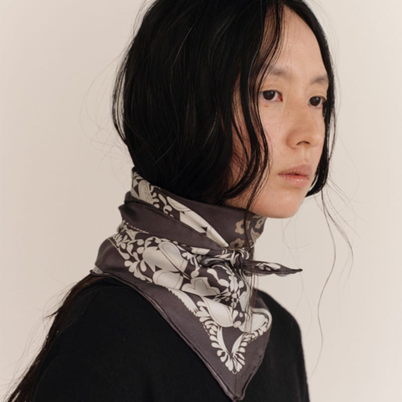 PULA JOURNAL BLOSSOM SILK SCARVES (MELANGE gray)
