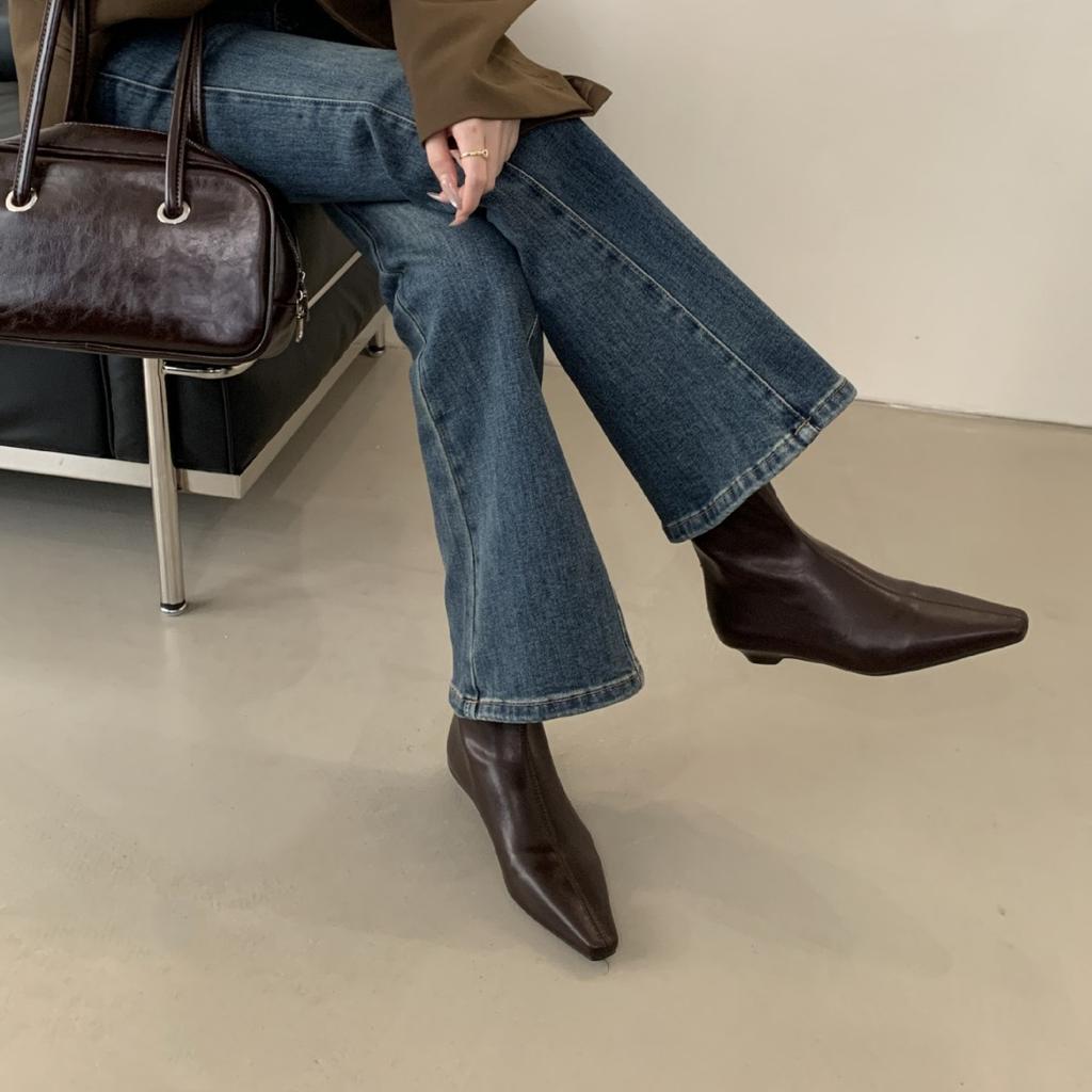 Pointed short boots women's thick heel thin boots versatile little fairy 2025 autumn and winter new soft leather mesh low heel Martin boots