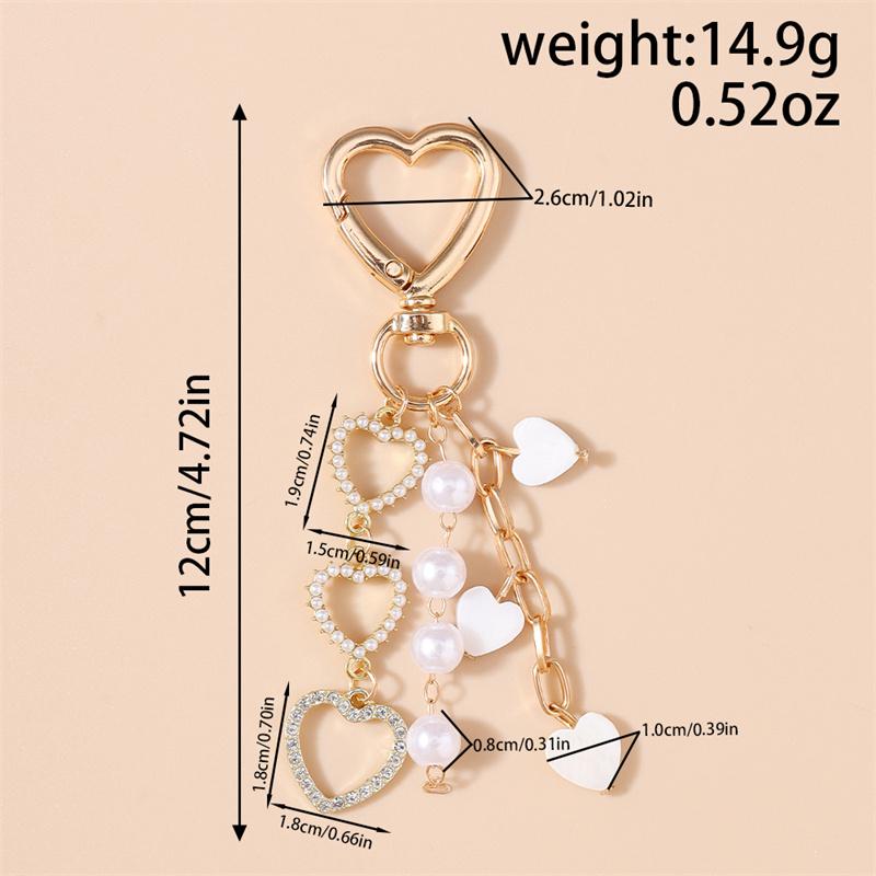 Fashion Hollow Love Heart Key Chain Handmade Pearl Key Ring Pendants for Women Girls Handbag Decora Accessory DIY Jewelry Gift