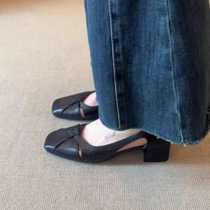 New Brand Luxury Designer Fashion Leather Design Ladies Summer Style Pointed Toe Low Heel Women Sandals Non-slip Flat Shoes