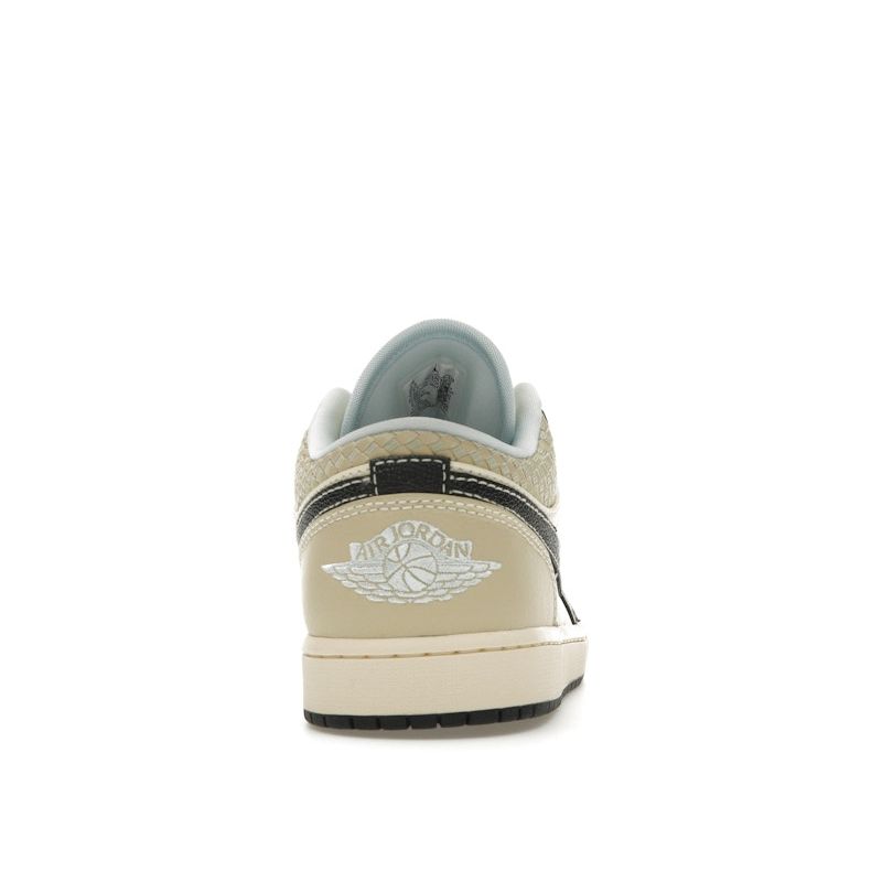 Air Jordan 1 Low SE Coconut Milk Black Herre Sneakers Krem Muslin Team-Gull HQ3437-101