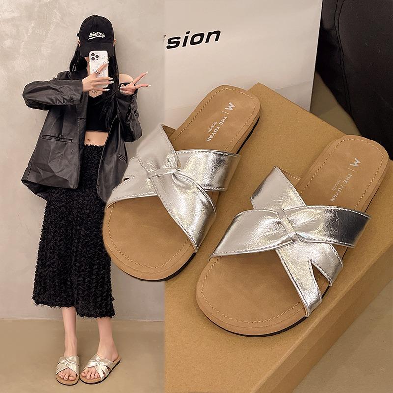Fashion 2025 NEW Fashionable Flat Bottom Beach Sandals Women's Strap Slippers Anti-slip Home Fairy Style Leisure Shoes