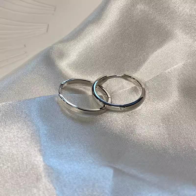 S925 Sterling Silver Hoop Earrings: Exaggerated, Luxurious & Versatile for Women