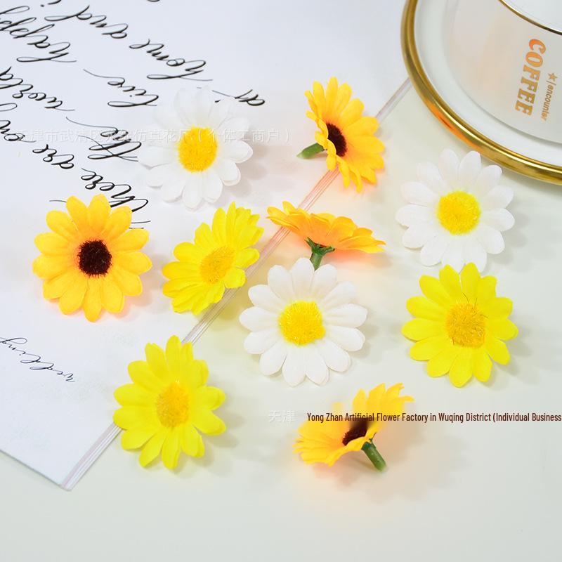 Silk Daisy Chrysanthemum Flowers 4cm for Children's Day Dance Wreath, Wristband, Flower Box, and DIY Arrangement.