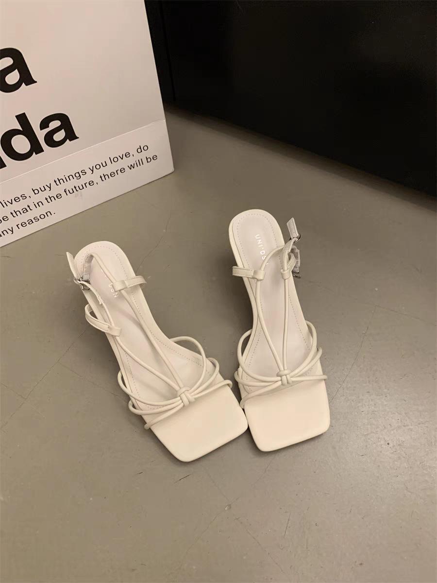 

Римские туфли сандалии с ремешками 2025 ветер летний темперамент черная фея новые французские женские туфли на высоком каблуке ниша 36