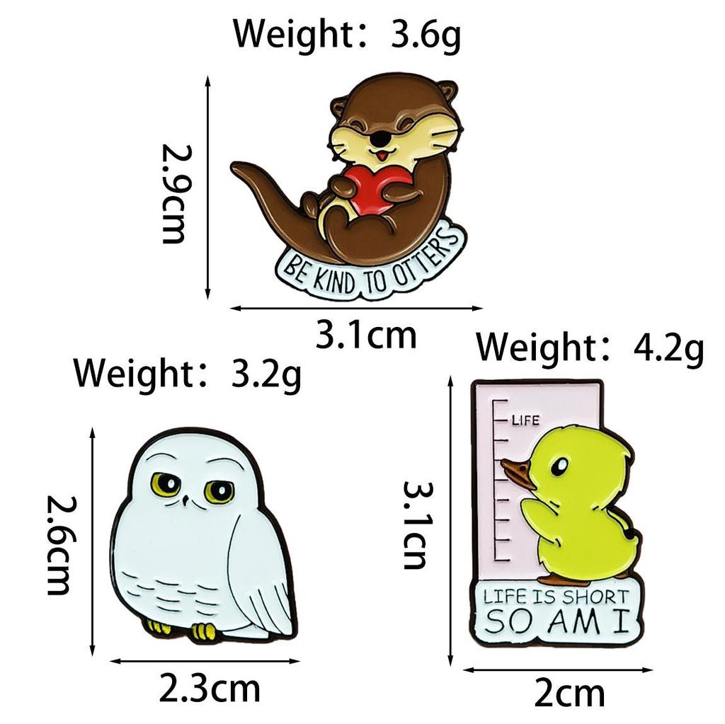 Charming Animal Brooch - Fun Little Bird & Otter Cartoon Badge for Clothing Accessories