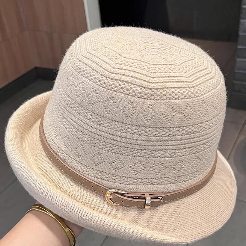 Autumn and winter new knitted basin hat women's elegant top hat upturned along the big head circumference showing the face small belt decorative bucke