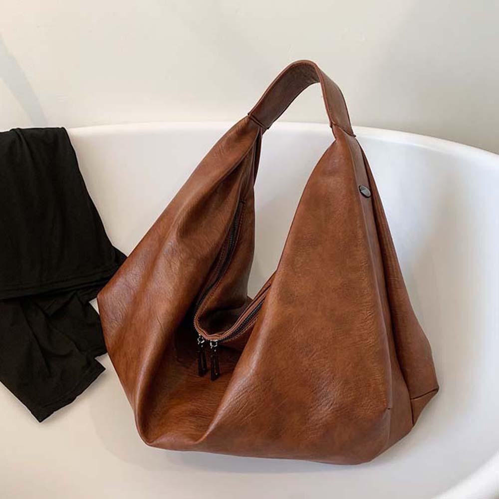 Korean Style PU Dumpling Bag Retro Versatile Commuting Handbag Fashionable Tote Bag  Travel