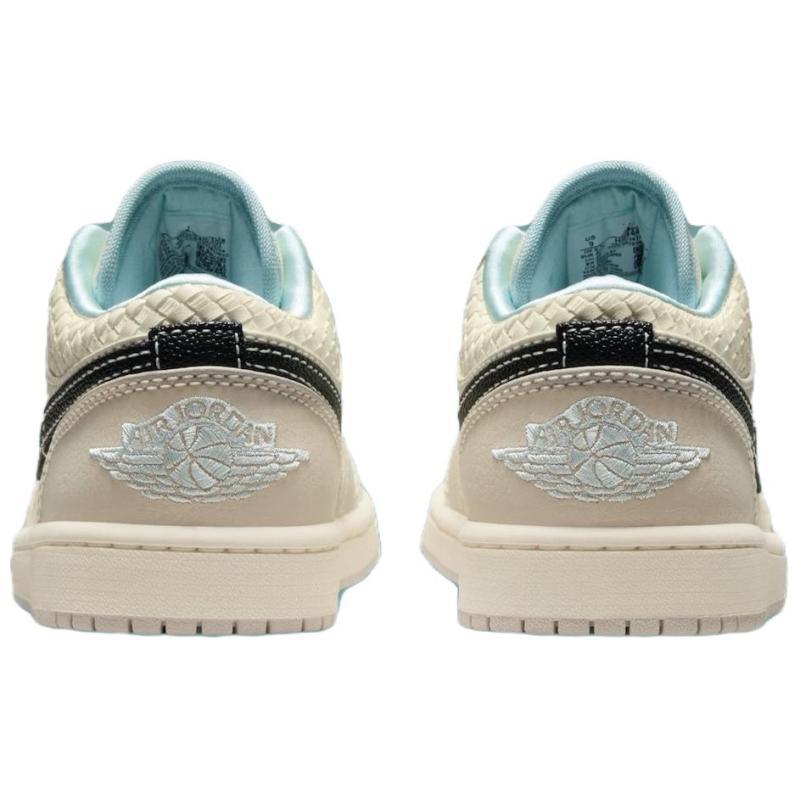 Jordan 1 Low Se Sanddrift Glacier Blue Women's Jordan HQ3440-101