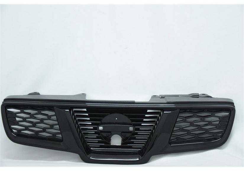 Compatible with 2008-2015 Qashqai: Black Warrior Style Front Grille