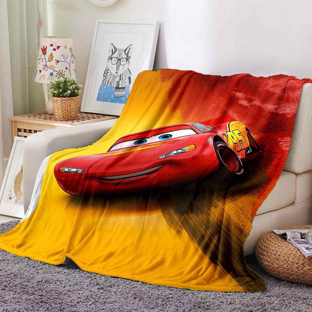 Mickey Mouse Friends Flannel blanket, soft and warm, suitable for beds and sofas, all seasons, portable travel blanket. 073084