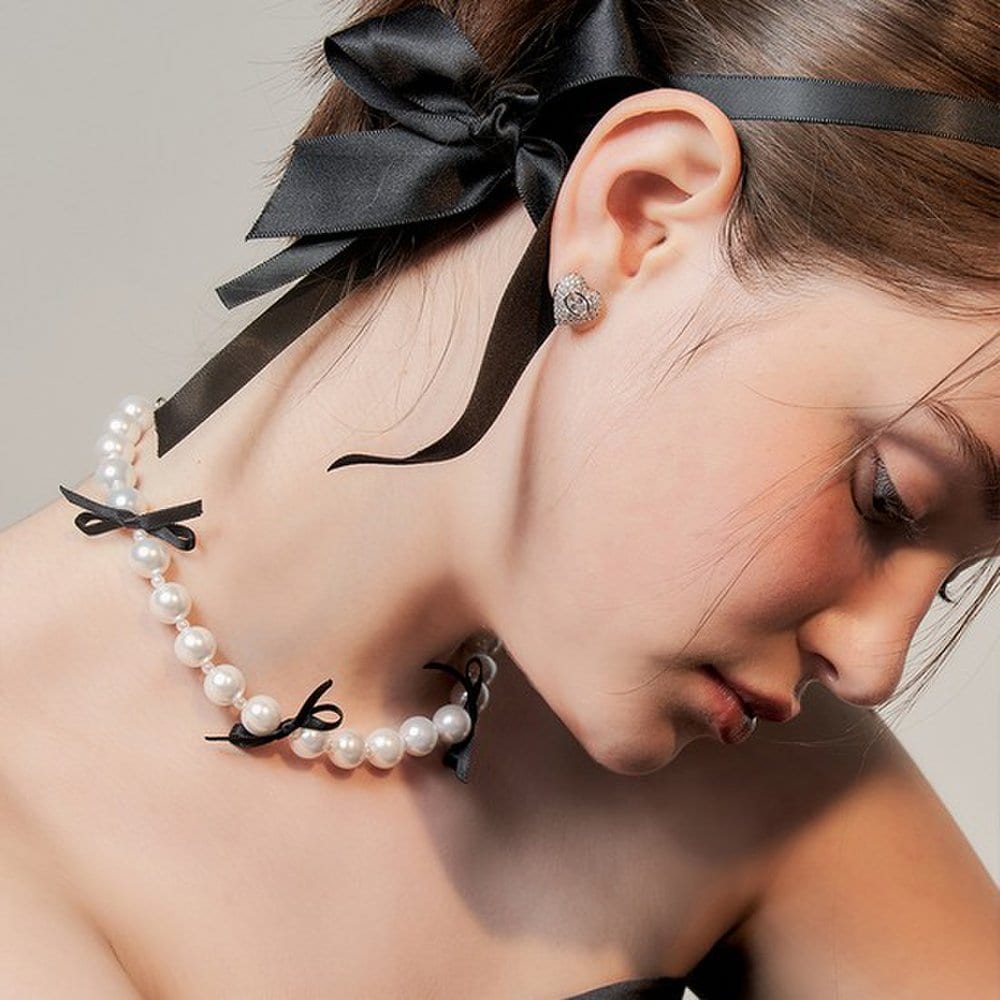 [Hei] Kitchie Ribbon Ball Necklace