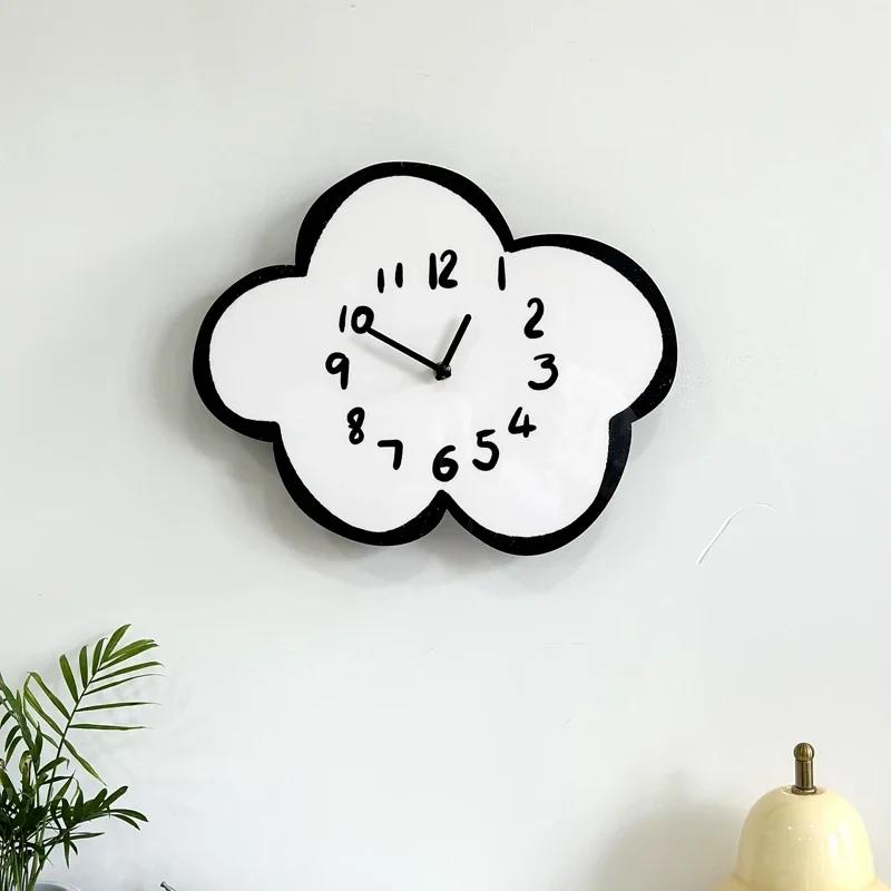 Cartoon Mute Cloud Sheep Clock Living Room Swing Wall Clock Home Decoration Modern Simple Clock