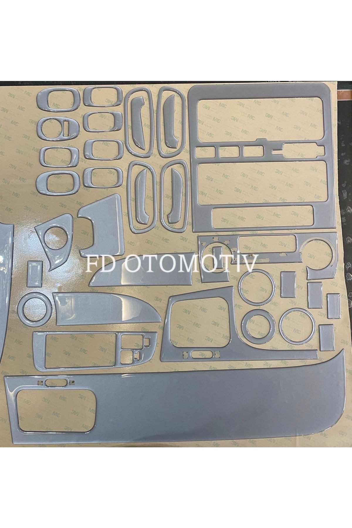 

Toyota Carina Full Set Maun Kaplama Seti Gümüş Gri Renk