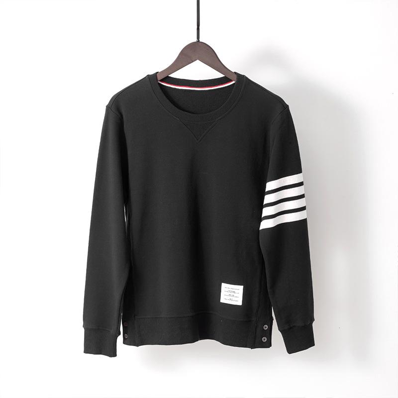 

Спортивный повседневный свитер унисекс TB Tim Brown из цветной ткани - пуловер с круглым вырезом и четырьмя перекладинами 00 чёрный