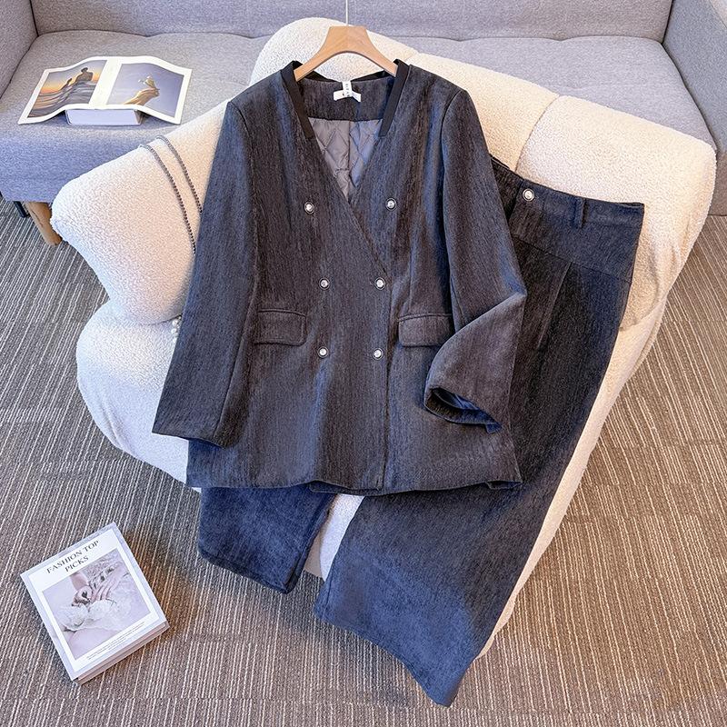 

A New Large-sized Women s Winter Collection Featuring A High-end and Stylish Coat, Wide-leg Pants and A Two-piece Suit 2XL