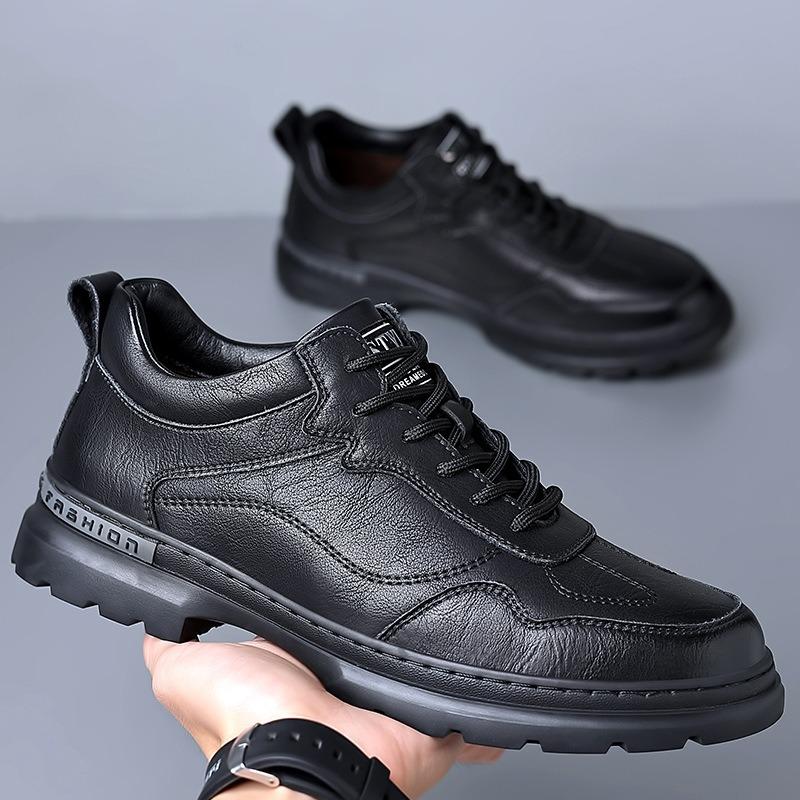 Fashion Spring Autumn Cow Leather Sneakers for Men Designer Soft-soled Men's Board Shoes Fashion Winter Warm Sports Zapatos De Hombre