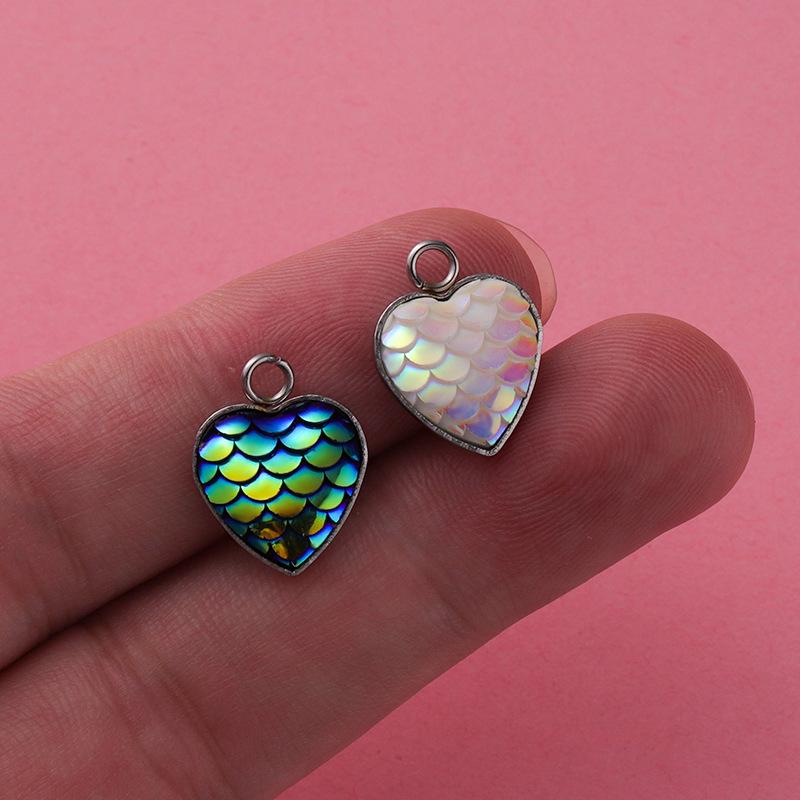 

Stainless Steel Heart-Shaped Fish Scale Pendant - Ocean Series DIY Jewelry