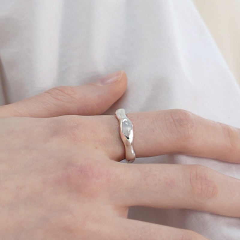 REINDEER GENTLE STONE RING 04