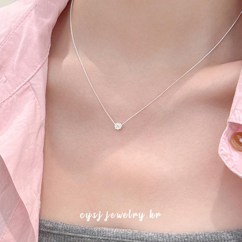 Cui Yan S925 Sterling Silver Korean Daisy Necklace, Fresh Summer Clavicle Chain for Women