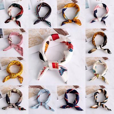 Accessoires – Schals & Tücher