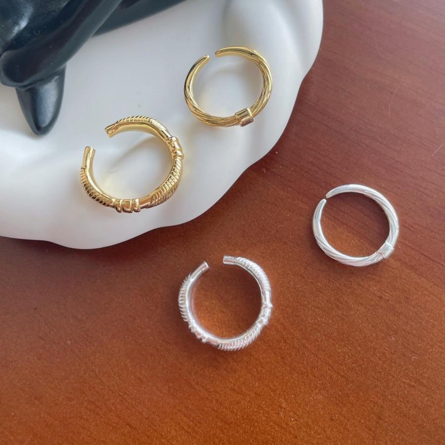 Geometric Twisted Rope Ring for Women: Fashionable Open Band, Versatile Stackable, Creative Index Finger Ring