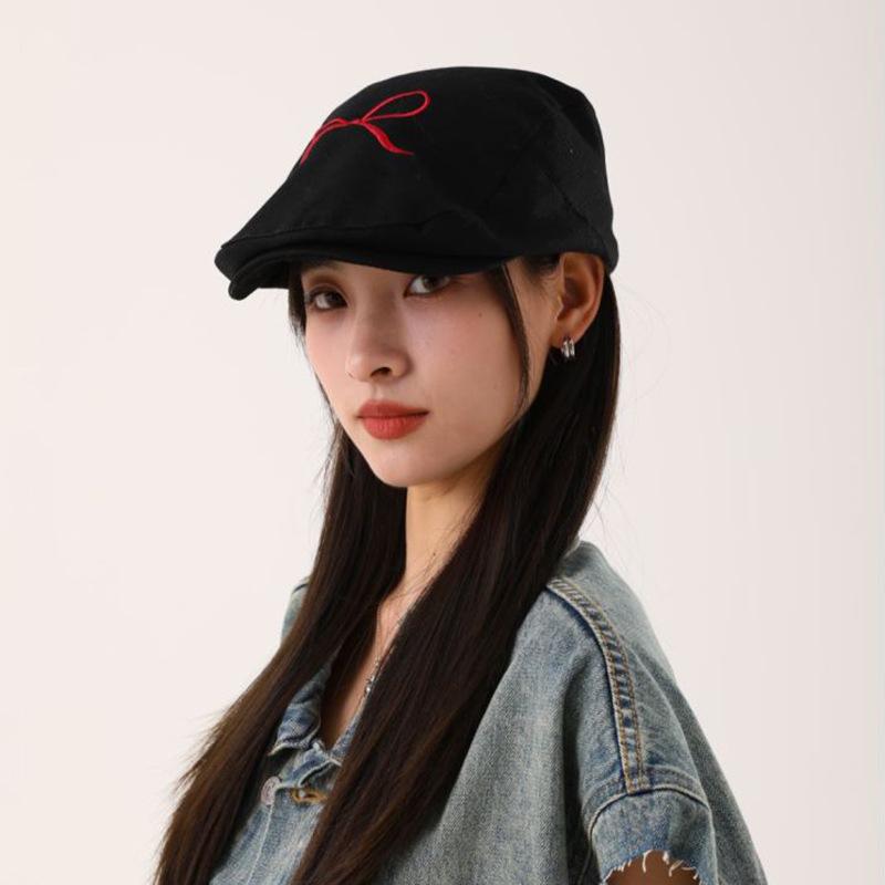 Bow Embroidery Forward Cap Women's Beret Peaked Cap Spring Summer Painter's Cap