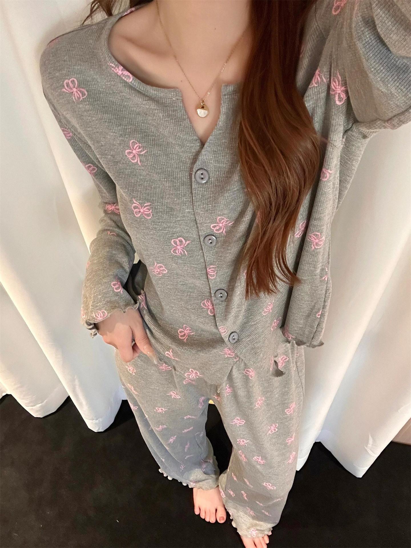 

[Spot] Bow-printed Modal pajamas women s new large-size comfortable long-sleeved loungewear are in stock. 2xl (recommended 70~77.5kg )