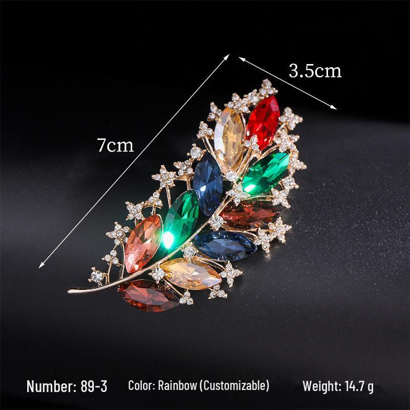 2024 Luxury Retro Crystal Leaf Brooch: Trendy Women's Suit Accessory