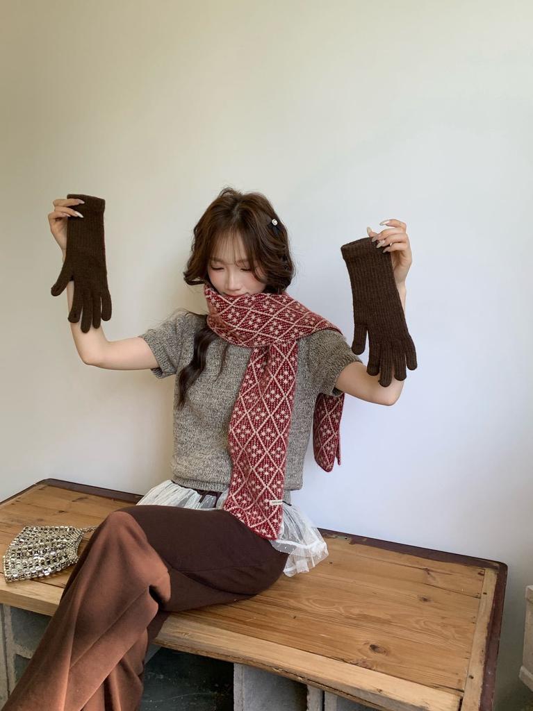 Korean version of retro rhombus knitted scarf for women, thickened in autumn and winter, warm and versatile, cold-proof atmosphere, neck protection rf